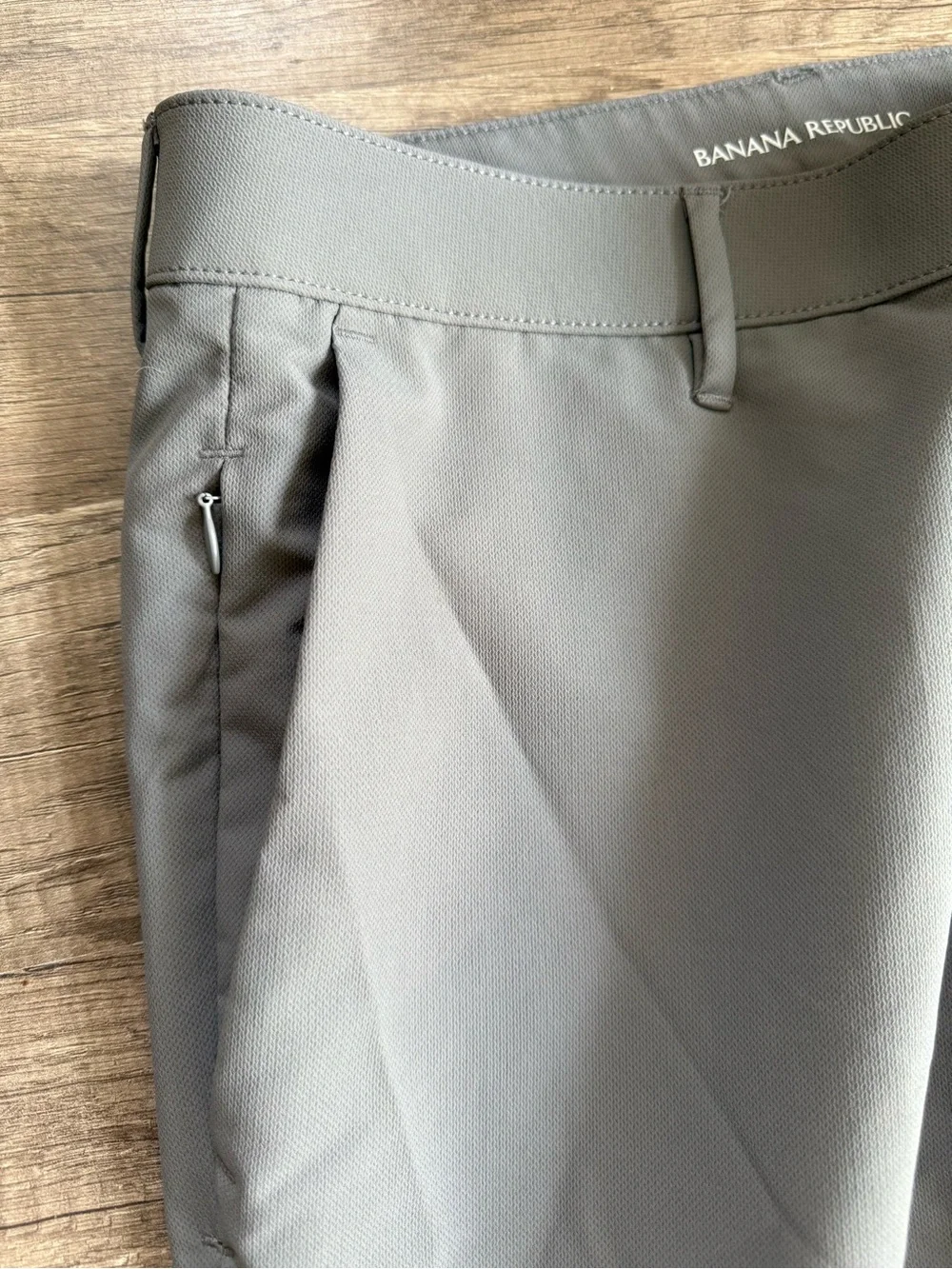 Banana Republic Gray Slim-Fit Pants – Men’s 32x30